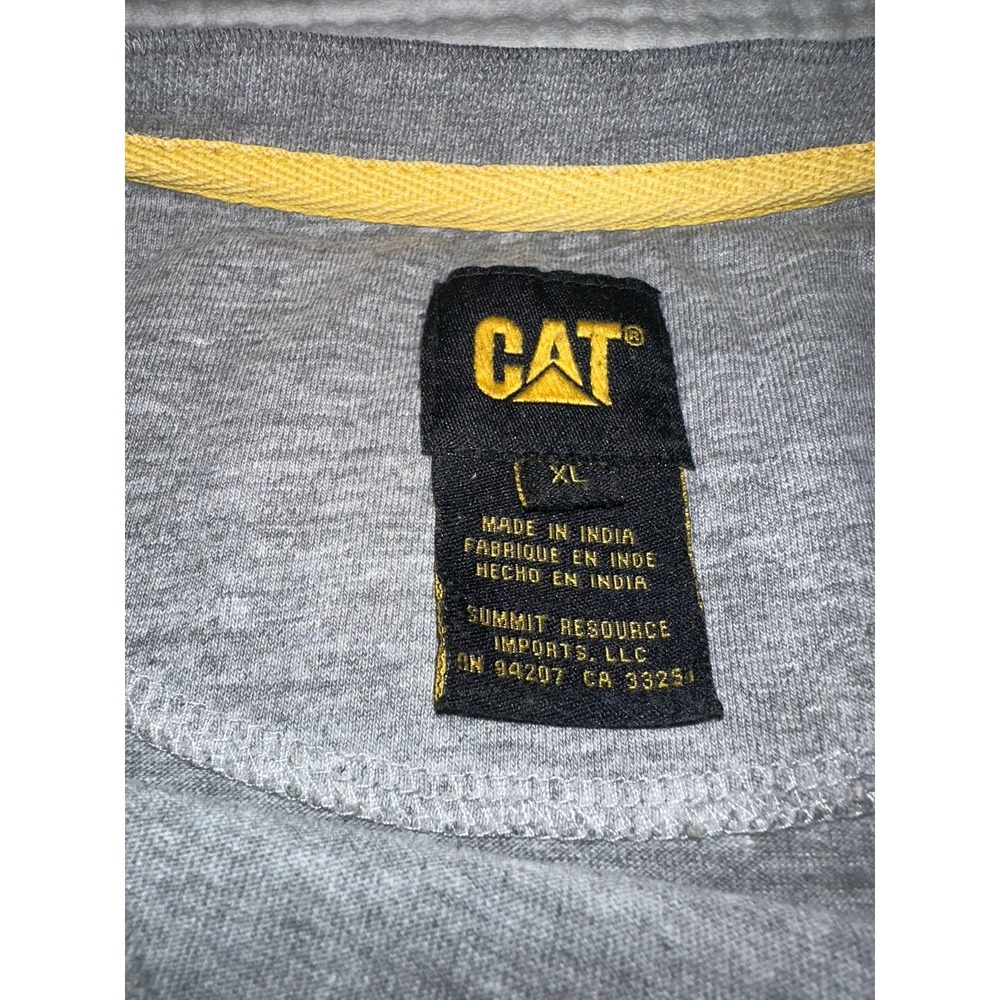 CAT Heavy Duty Equipment Men's Gray T-Shirt Crew Neck XL Extra‎ Large